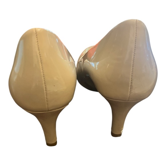 Life Stride Nude Patent Heels - Picture 7 of 10